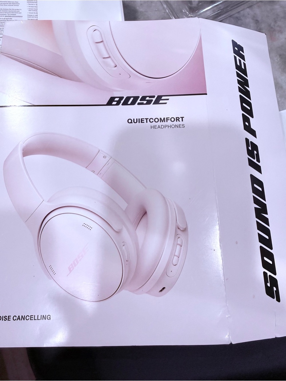 Bose QuietComfort Over-Ear Wireless Headphones Noise Cancelling Petal Pink
